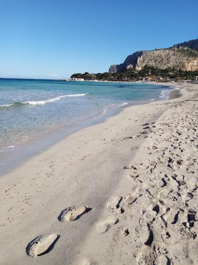 Casa Rosamarina Lejlighed Mondello Eksteriør billede
