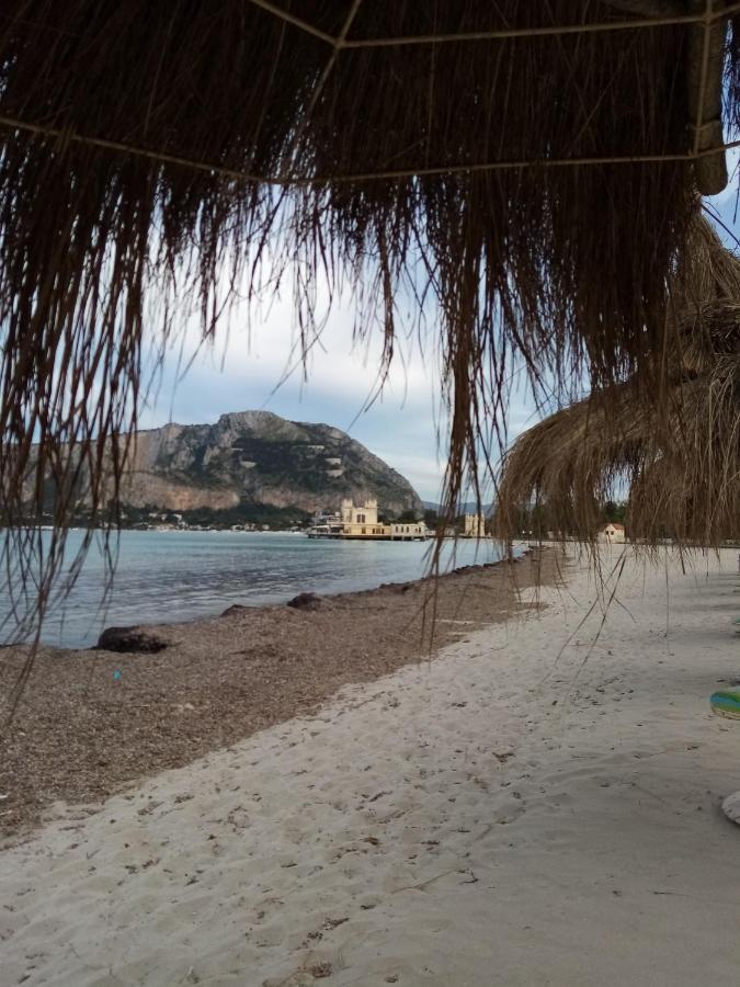 Casa Rosamarina Lejlighed Mondello Eksteriør billede