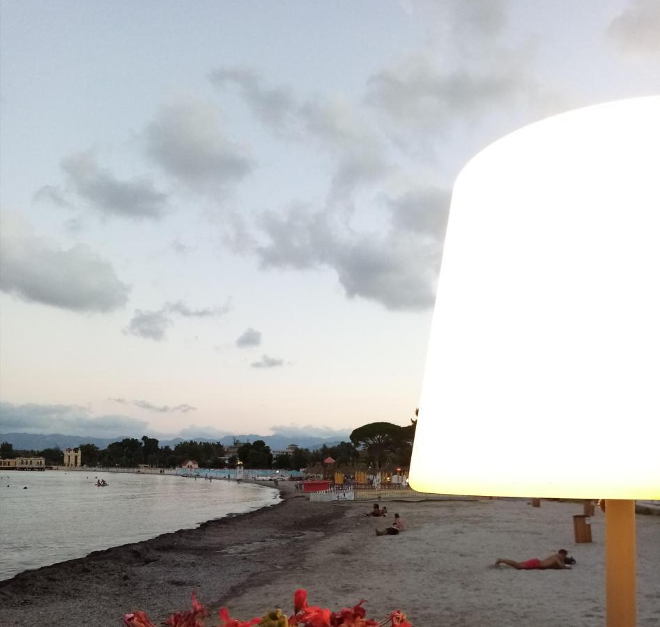 Casa Rosamarina Lejlighed Mondello Eksteriør billede