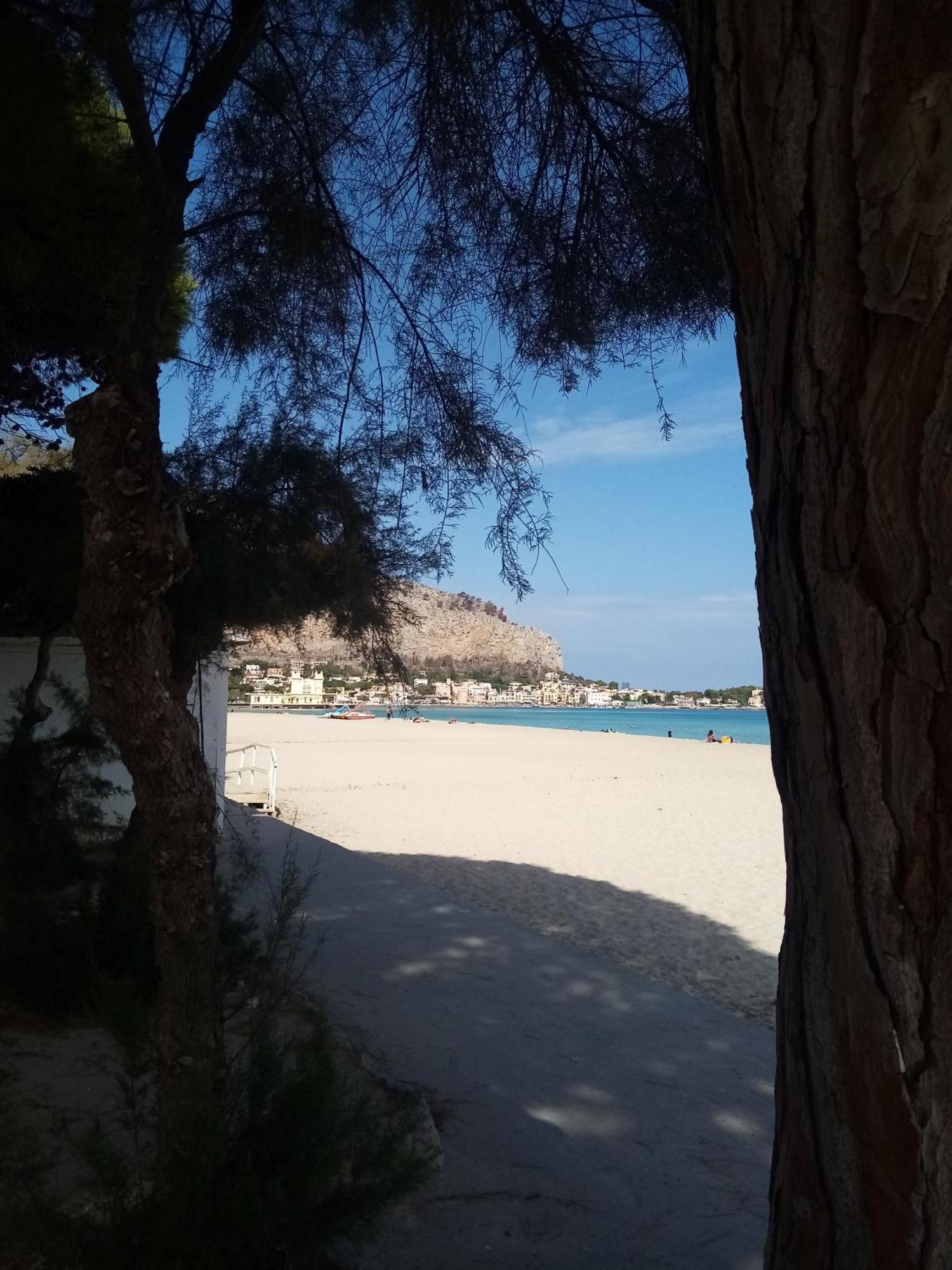 Casa Rosamarina Lejlighed Mondello Eksteriør billede