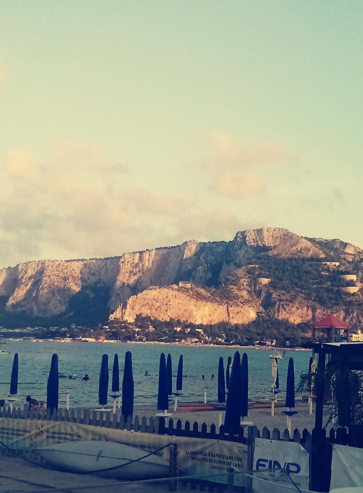 Casa Rosamarina Lejlighed Mondello Eksteriør billede